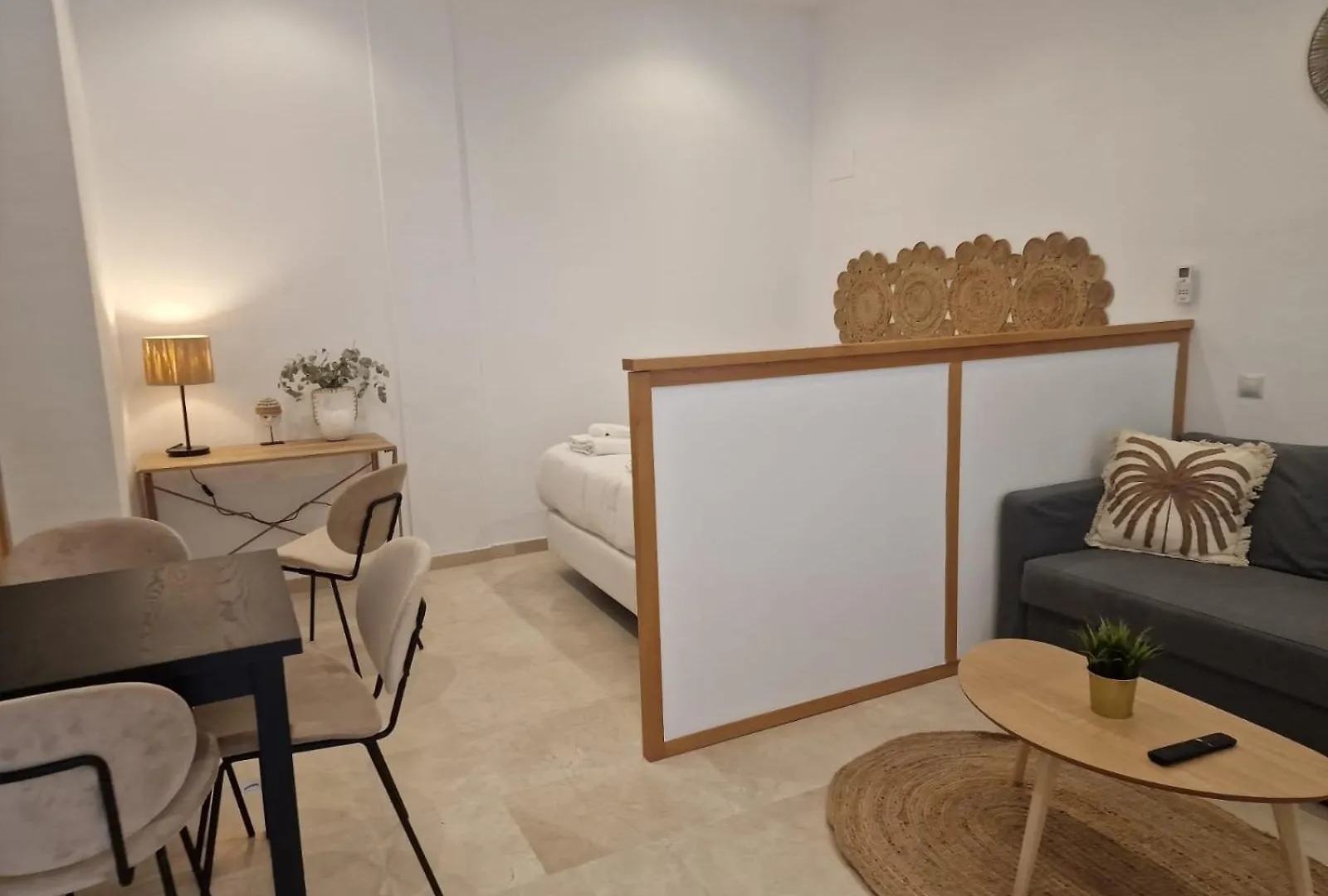 Isg Apartments Estudio En La Alameda 2 Seville Spain