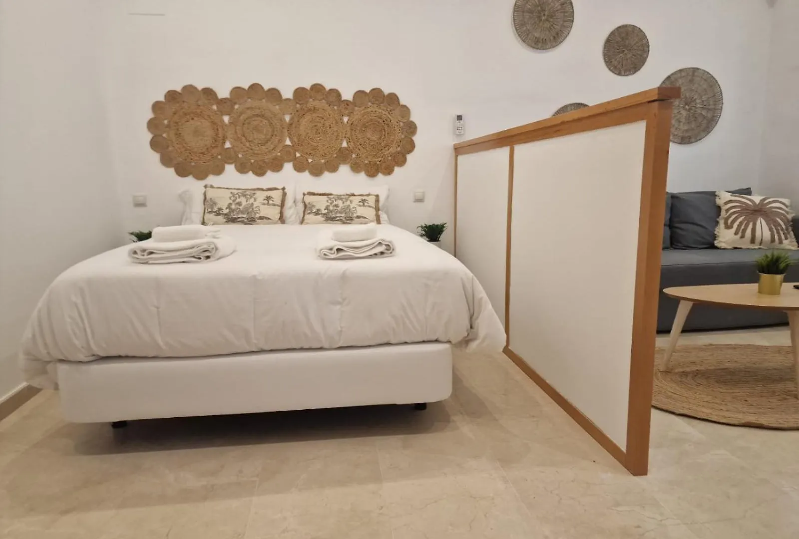 Isg Apartments Estudio En La Alameda 2 Seville Spain